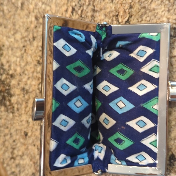Vera Bradley Coin Purse Kiss Lock Blue and Green Floral - Picture 4 of 8
